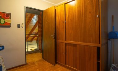 VENTA CASA 3 DORM-COCHERA DOBLE-JARDIN-PILETA