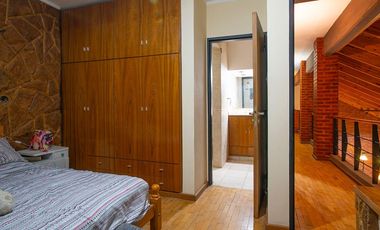 VENTA CASA 3 DORM-COCHERA DOBLE-JARDIN-PILETA