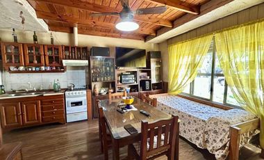 Venta/Permuta Casa 5 amb a refac Caseros Centro