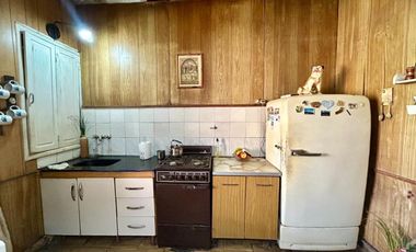 Venta/Permuta Casa 5 amb a refac Caseros Centro