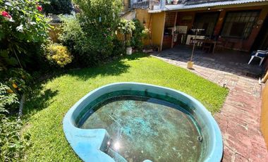 Venta/Permuta Casa 5 amb a refac Caseros Centro