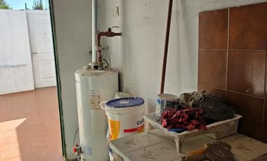 VENTA CASA 4 AMB C/ DEPTO INCLUIDO 3 AMB MORON!!