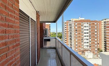 MARTINEZ  ALQUILER 5 AMBIENTES 2 COCHERAS SEG