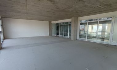 OFICINAS EN VENTA ETAPA I RIO ARRIBA VISTA AL RIO