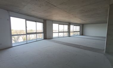 OFICINAS EN VENTA ETAPA I RIO ARRIBA VISTA AL RIO