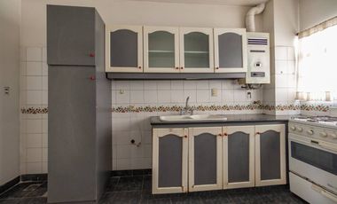 DEPARTAMENTO EN VENTA 3 AMBIENTES -LOMAS DE ZAMORA
