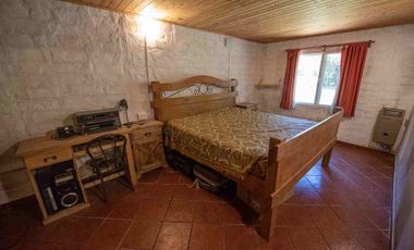 CASA DE UN DORMITORIO VENTA VILLA ELISA CON PARQUE