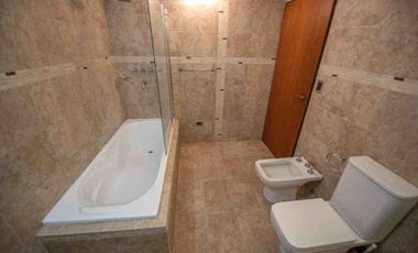 CASA DE UN DORMITORIO VENTA VILLA ELISA CON PARQUE