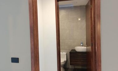 Casa en venta en Monte Magno: 4 habitaciones y jardín con mas de 50 m2