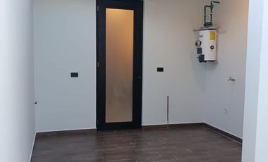 Casa en venta en Monte Magno: 4 habitaciones y jardín con mas de 50 m2