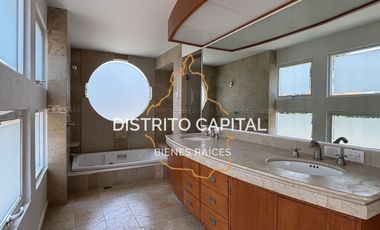 Residencia de Lujo en Privada en Renta en Lomas de Reforma