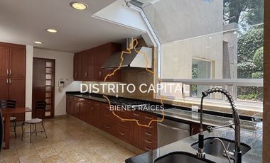 Residencia de Lujo en Privada en Renta en Lomas de Reforma