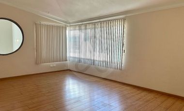 Casa en condominio en renta en Lomas de la Herradura