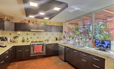 Casa en venta en Lomas de Tecamachalco