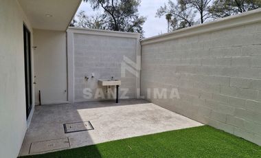Urquijo Residencial: Casa Torrijo, luminoso, moderno y comodo hogar.