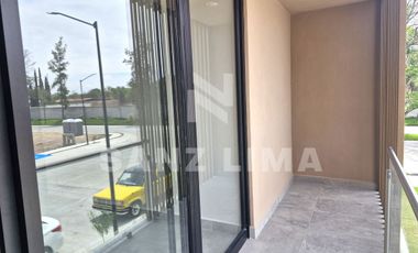 Urquijo Residencial: Casa Magán, con recamara y baño completo en planta baja.