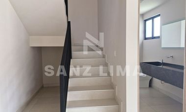 Urquijo Residencial: Casa Magán, con recamara y baño completo en planta baja.