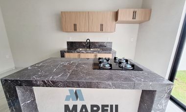 Venta de Casa de 2 Recámaras, 2 Plantas en Montellano2, Villa de Álvarez Colima
