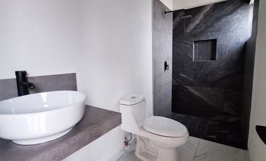 Venta de Casa de 2 Recámaras, 2 Plantas en Montellano2, Villa de Álvarez Colima
