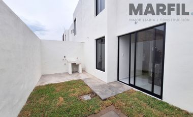 Venta de Casa de 2 Recámaras, 2 Plantas en Montellano2, Villa de Álvarez Colima