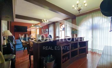 CASA EN VENTA  con vista panorámica y seguridad