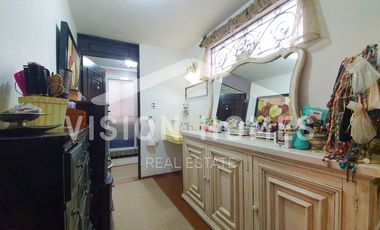 CASA EN VENTA  con vista panorámica y seguridad