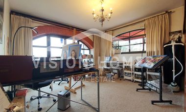 CASA EN VENTA  con vista panorámica y seguridad