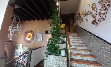 CASA EN VENTA  con vista panorámica y seguridad