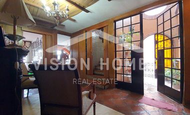 CASA EN VENTA  con vista panorámica y seguridad