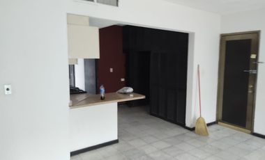 DEPARTAMENTO EN BLVD INDEPENDENCIA, EL FRESNO, PLANTA BAJA.