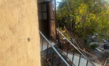 CASA CON TERRENO EXCEDENTE EN VENTA EN ZONA CENTRO