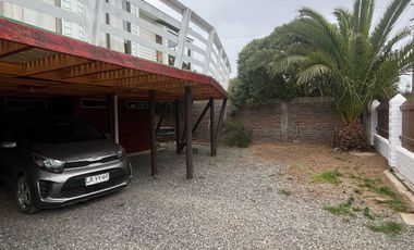 CASA ESTILO NORDICA EL QUISCO NORTE AMOBLADA