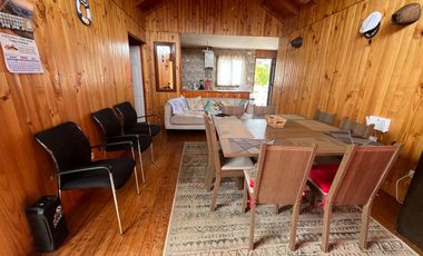 CASA ESTILO NORDICA EL QUISCO NORTE AMOBLADA