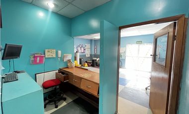 Edificio Comercial / Bodega / Escuela en Venta. Juárez Chih.