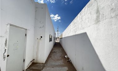 Edificio Comercial / Bodega / Escuela en Venta. Juárez Chih.