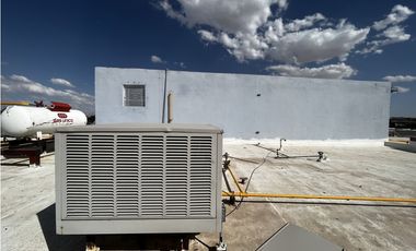 Edificio Comercial / Bodega / Escuela en Venta. Juárez Chih.