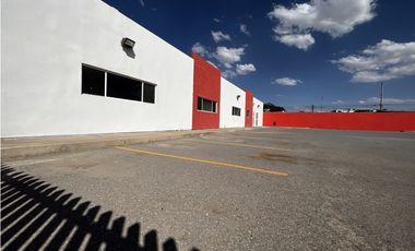Edificio Comercial / Bodega / Escuela en Venta. Juárez Chih.