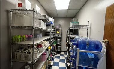 Edificio Comercial / Bodega / Escuela en Venta. Juárez Chih.