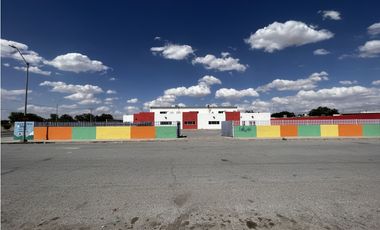 Edificio Comercial / Bodega / Escuela en Venta. Juárez Chih.