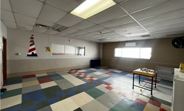 Edificio Comercial / Bodega / Escuela en Venta. Juárez Chih.