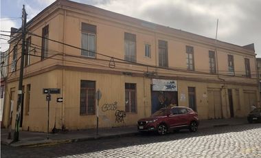 SE VENDE CASA EN VALPARAISO CENTRO