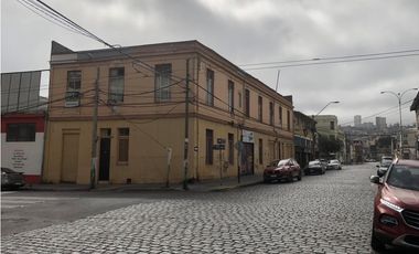 SE VENDE CASA EN VALPARAISO CENTRO