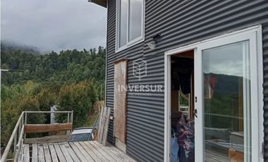 CASA DE CAMPO EN AMBIENTE NATURAL PUYEHUE