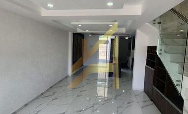 Casa en Venta en Los Tréboles  Zapopan