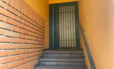 CASA EN RENTA EN PARQUES  DE LA HERRADURA