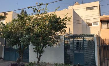 Casa en venta en Col. Ladrón de Guevara