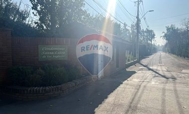 Exclusivo terreno en condominio Chicureo