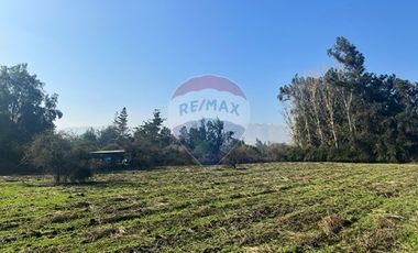 Exclusivo terreno en condominio Chicureo