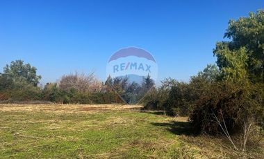 Expectacular terreno en exclusivo condominio