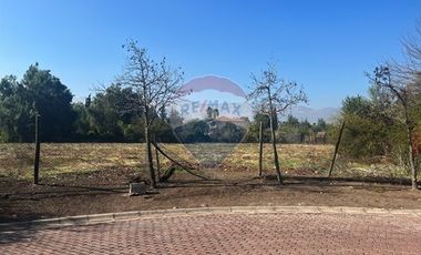Expectacular terreno en exclusivo condominio